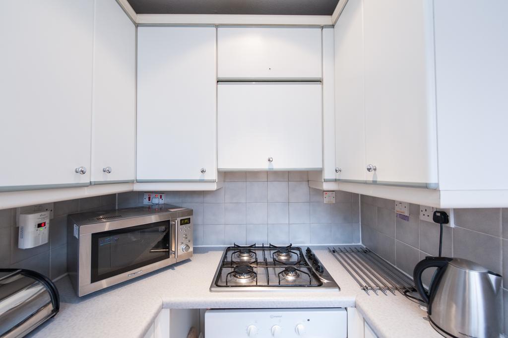 Writers View, Royal Mile Apartment Эдинбург Номер фото